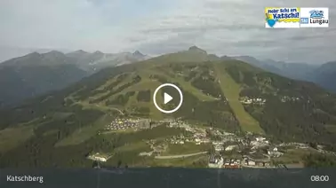 Blick ins Tal auf die Katschberghöhe (1.850 m)