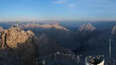 Blick auf Zugspitzgipfel, Münchner Haus, Großglockner (Austria) und Marmolada (Italy) (2.915m)