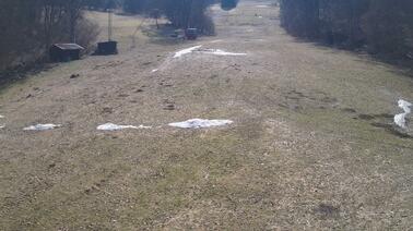 Blick auf die Piste und den Skilift Ebingen