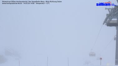 6er Sesselbahn - Blick Richtung Osten (2.400 m)