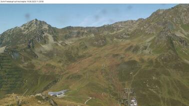 Blick auf die  Hochalpila (2.252 m)