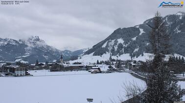 Rechts im Hintergrund das Neunerköpfle (WDT Glätzle) 