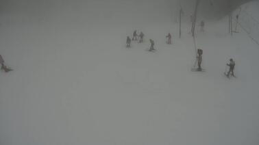 Blick auf die Piste (883 m)