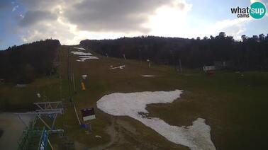 Blick auf eine Piste (Trikotna jasa)