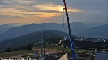 Blick auf die Bergstation (1.911 m)