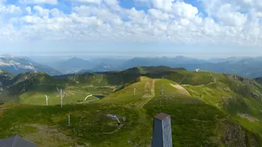 Blick über das Skigebiet Flaine (2.264 m)