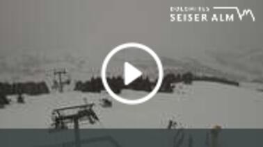 Blick auf die Lifttrasse gen Tal (2.100 m)