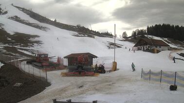 Ausblick von der Talstation der Waldkopfbahn
