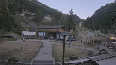Blick auf die Talstation (1.557 m)
