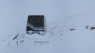 Rundblick auf die Monte Rosa Hütte (2883 m)
