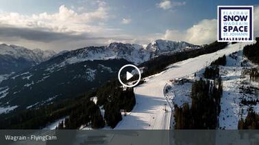 Luftaufnahmen der Bergwelt (1.701 m)