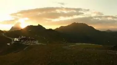 Blick auf die Panorama Alm Berghütte (1.953 m)