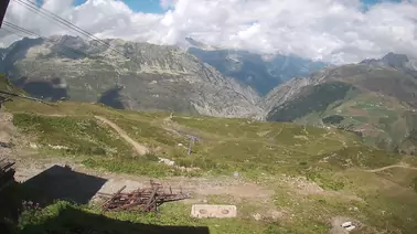 Blick von der Mittelstation Gurschen (2.212 m)