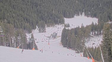 Blick auf die Piste und die Steinbachalmbahn (1.700 m)