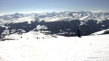 Blick vom Fil Berg (2.418 m)