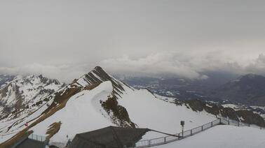 Blick auf Brienzer See, Brienzer Rothorn und Höch Gumme (1.800 m)