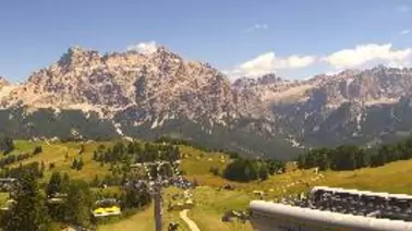 Blick von der Berghütte Ütia de Bioch (2.065 m)