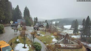 Blick auf den Spielplatz am Kolmenhof