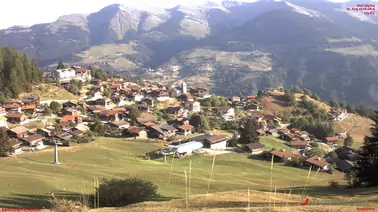 Blick auf die Talstation und den Ort Tschiertschen