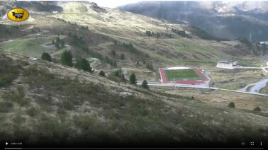 Blick von der Piste ins Tal