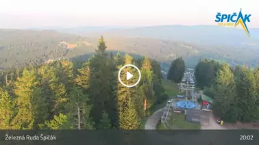 Blick auf den Sessellift ins Tal (1.202 m)